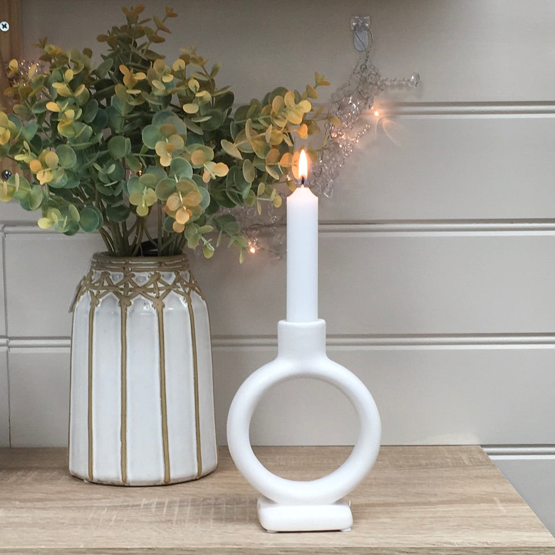 Circle Candleholder - White